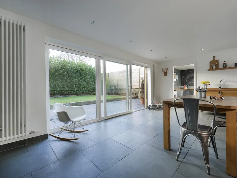 Sliding Windows — Gallery South Woodford